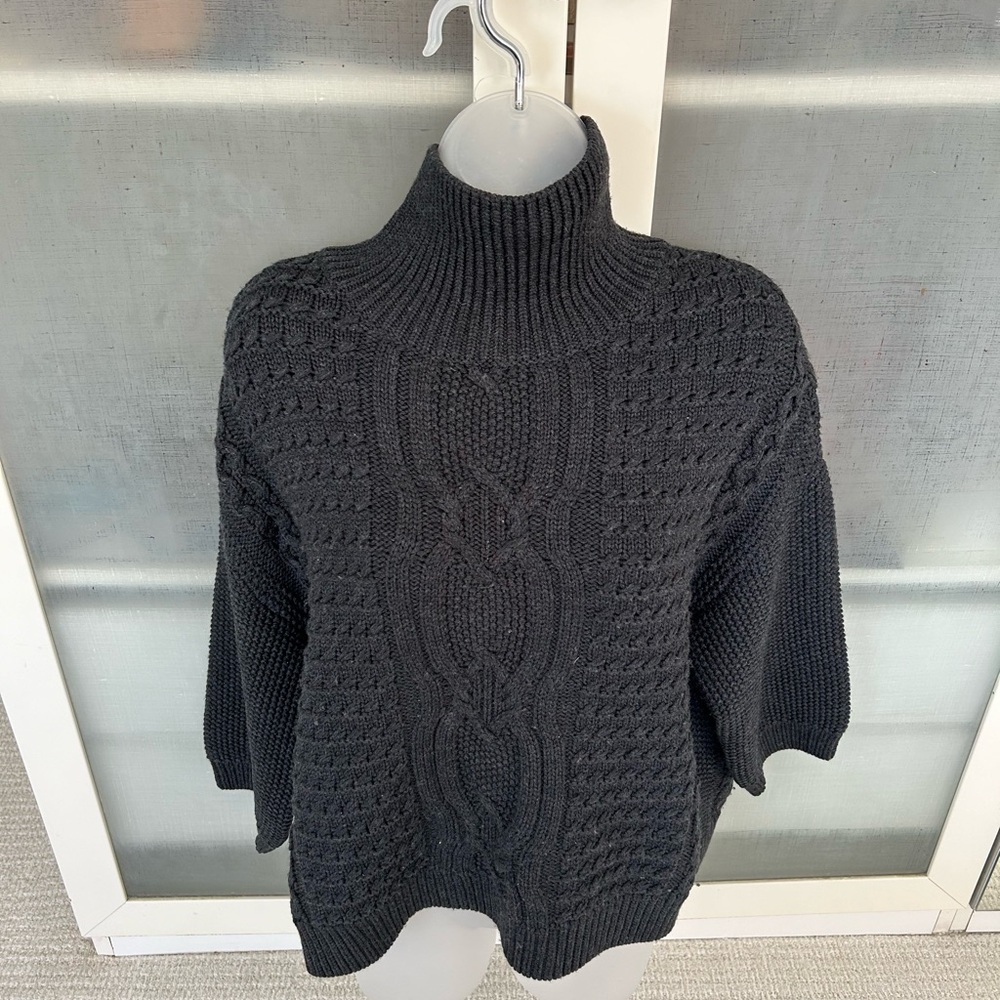 Grey Duffy cable knit turtleneck size small